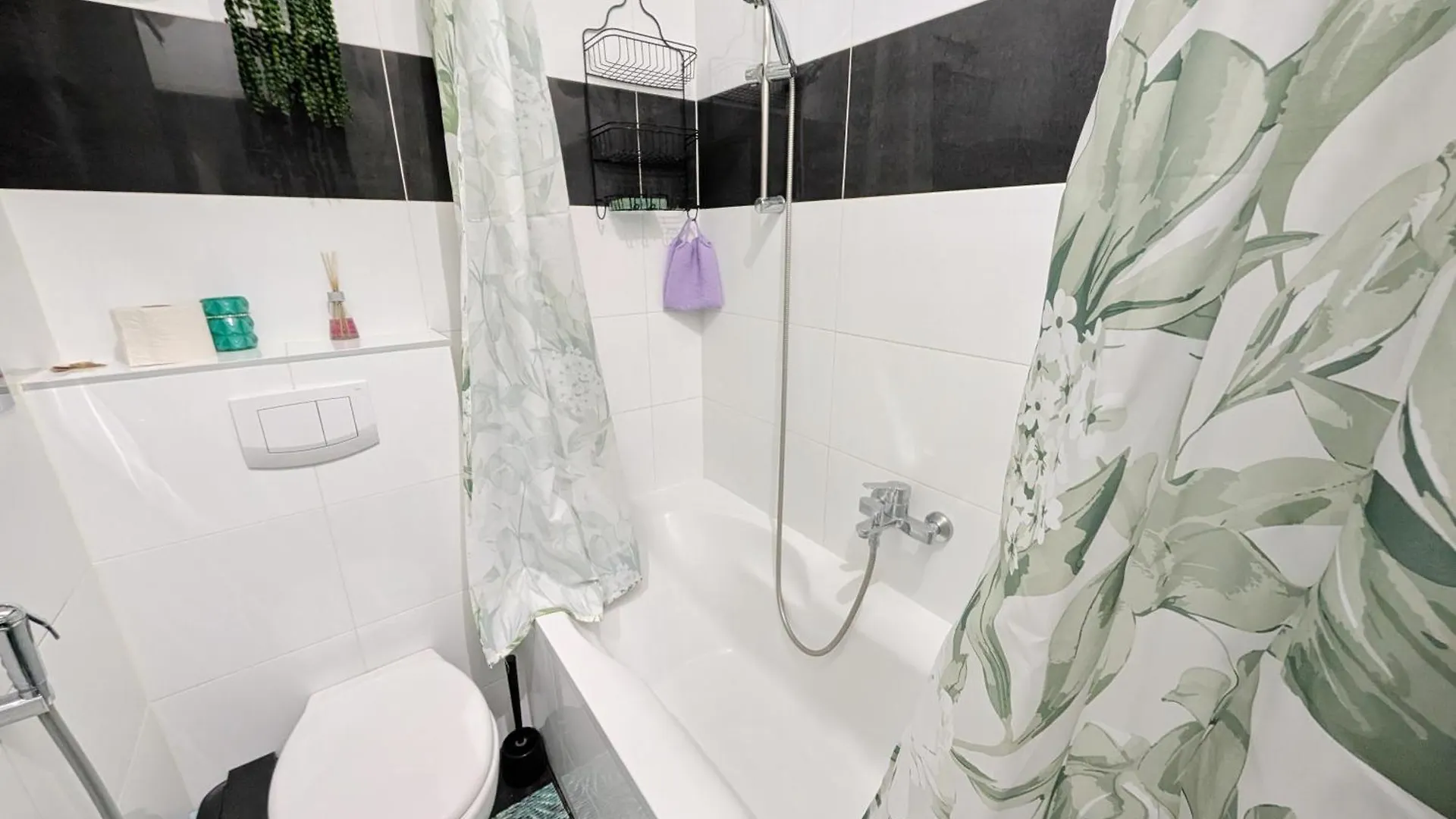 Lovely 2Br Apartment In Praterstern Area Vienna 0*,  Austria