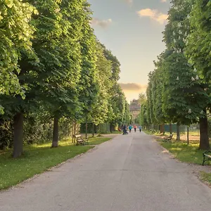 Апартаменты Limehome Karajangasse, Вена